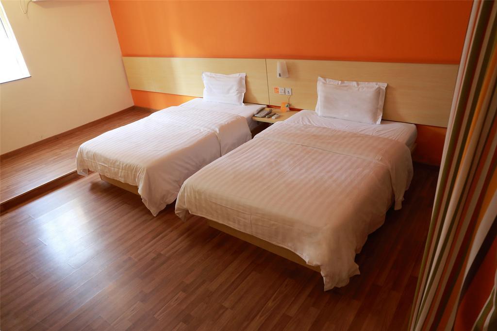 7Days Inn Guangzhou Nonglinxia Road Ouzhuang Subway Station Εξωτερικό φωτογραφία