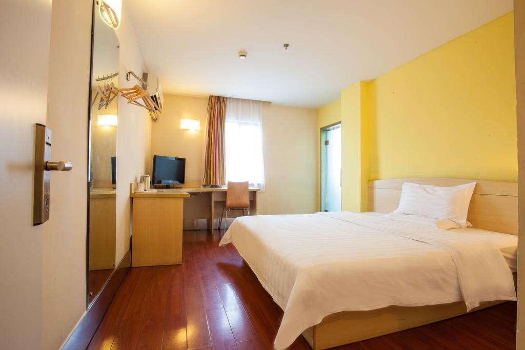 7Days Inn Guangzhou Nonglinxia Road Ouzhuang Subway Station Δωμάτιο φωτογραφία